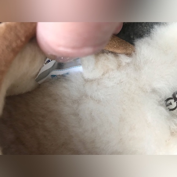 UGG Pearle Scuff Shearling Slippers- NWOT- men’s 8/ women’s 10 - Picture 6 of 16